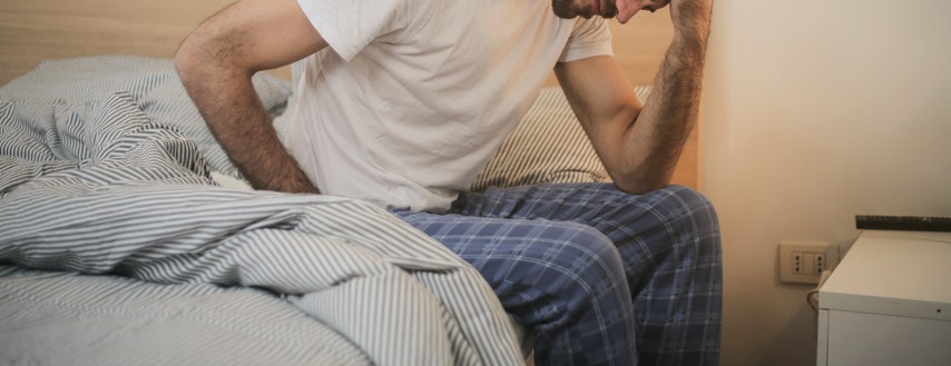 Zasiłek chorobowy. Kiedy nam przysługuje i jak liczyć jego okres?